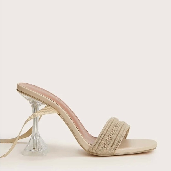 NEW Ankle Strap Sandals Clear Heels in nude - Picture 6 of 7